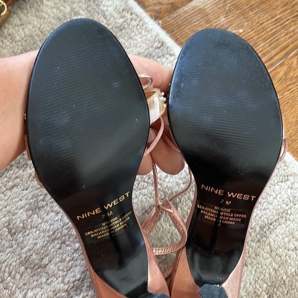 EUC Blush Pink Heels - Picture 4 of 7